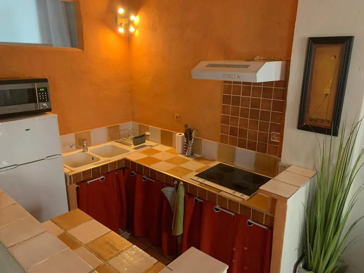 Historical Center Apartment Avignon France