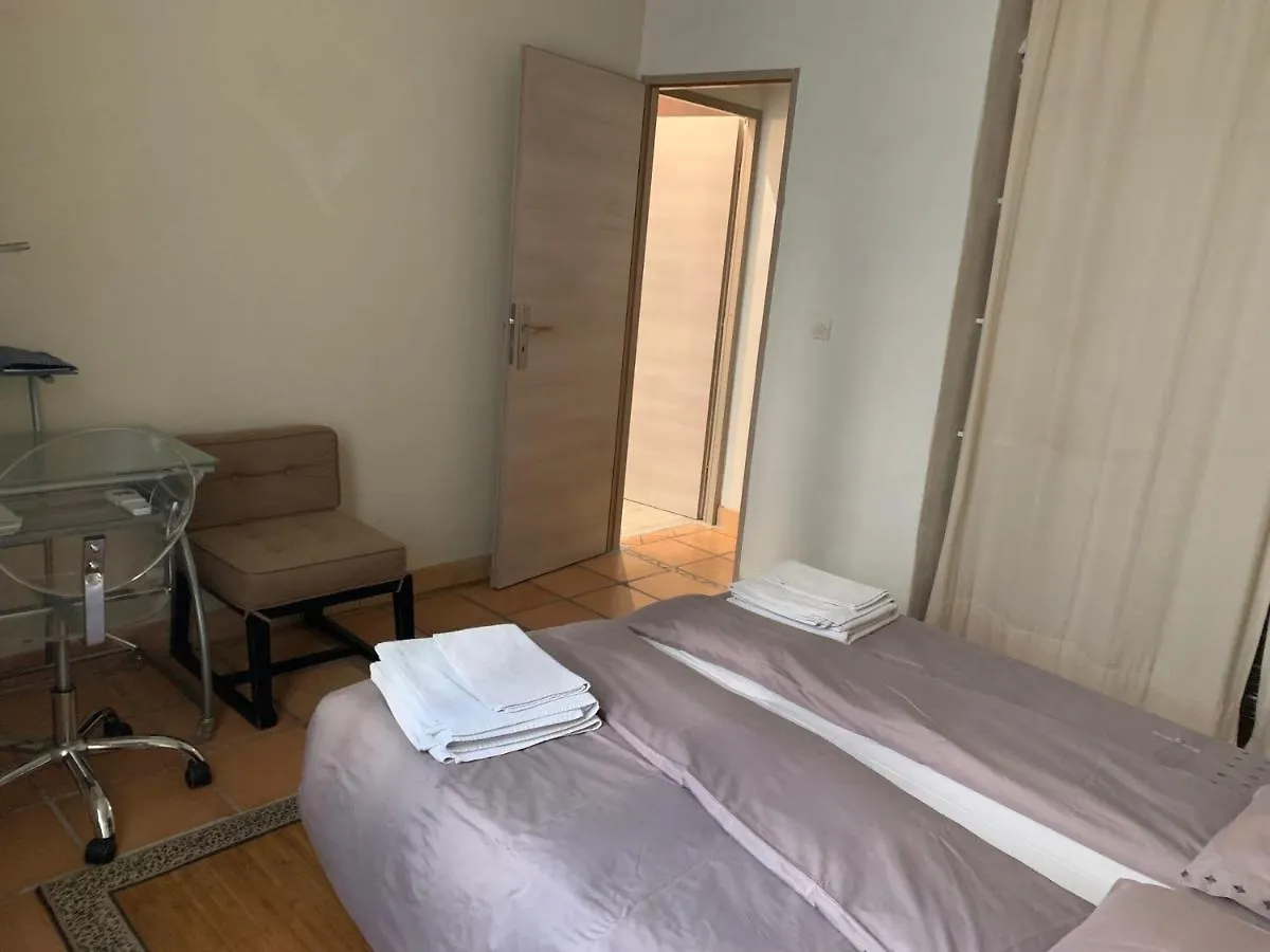 Historical Center Apartment Avignon France