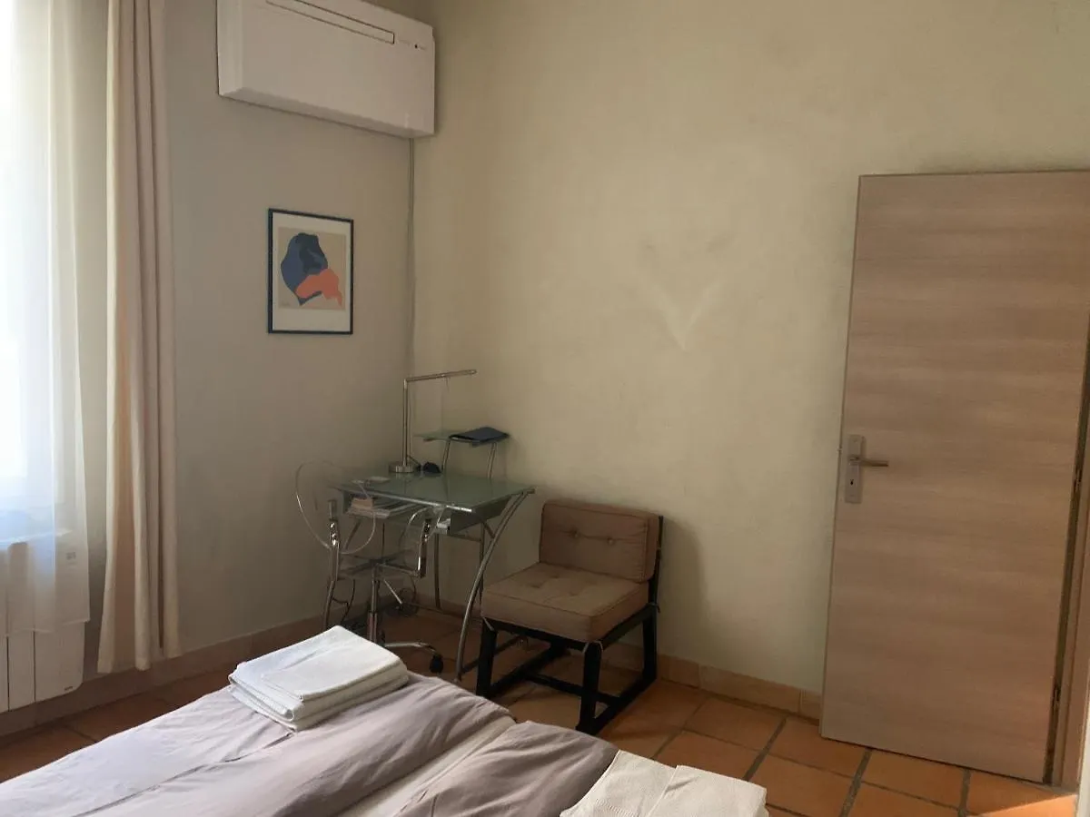 Historical Center Apartment Avignon